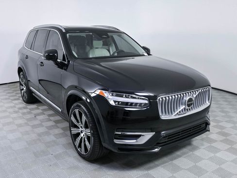 Used 2025 Volvo XC90 T8 Plus w/ Protection Package Premier AWD/4WD image 26