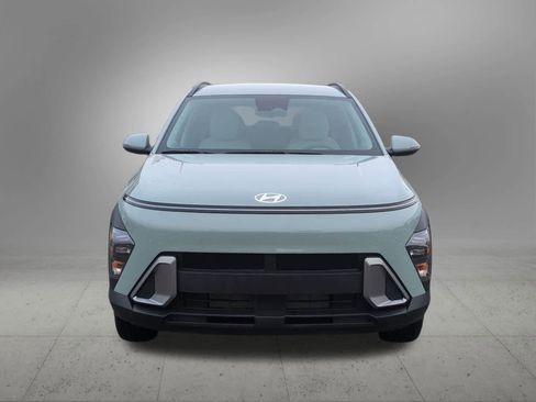 Used 2025 Hyundai Kona SEL image 9