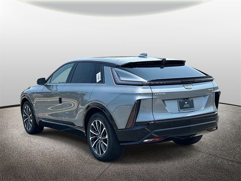 New 2025 Cadillac Lyriq Sport image 4