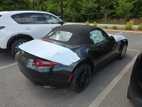 New 2026 MAZDA MX-5 Miata Sport w/ Interior Package RWD image 2