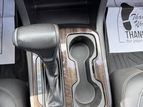 Used 2016 GMC Canyon SLT w/ Driver Alert Package image 20