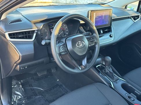 Certified 2025 Toyota Corolla LE image 16