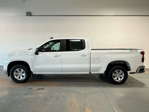 Used 2023 Chevrolet Silverado 1500 LT image 2