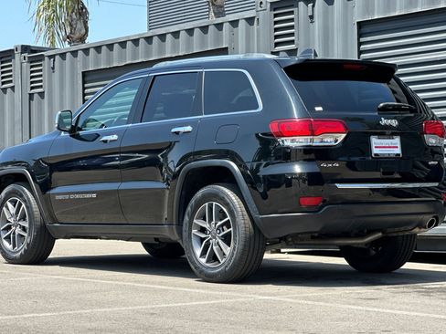 Used 2022 Jeep Grand Cherokee Limited AWD/4WD image 3