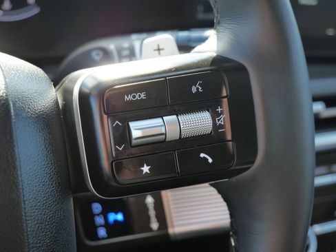 Certified 2026 Hyundai Santa Fe SE image 31