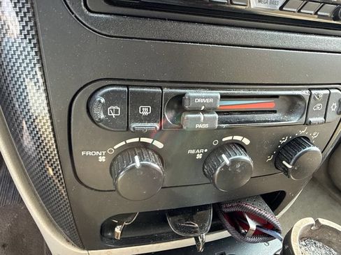 Used 2007 Dodge Grand Caravan SXT FWD image 15