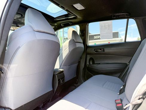 Used 2023 Toyota Corolla Cross AWD Hybrid w/ Moonroof Package image 35