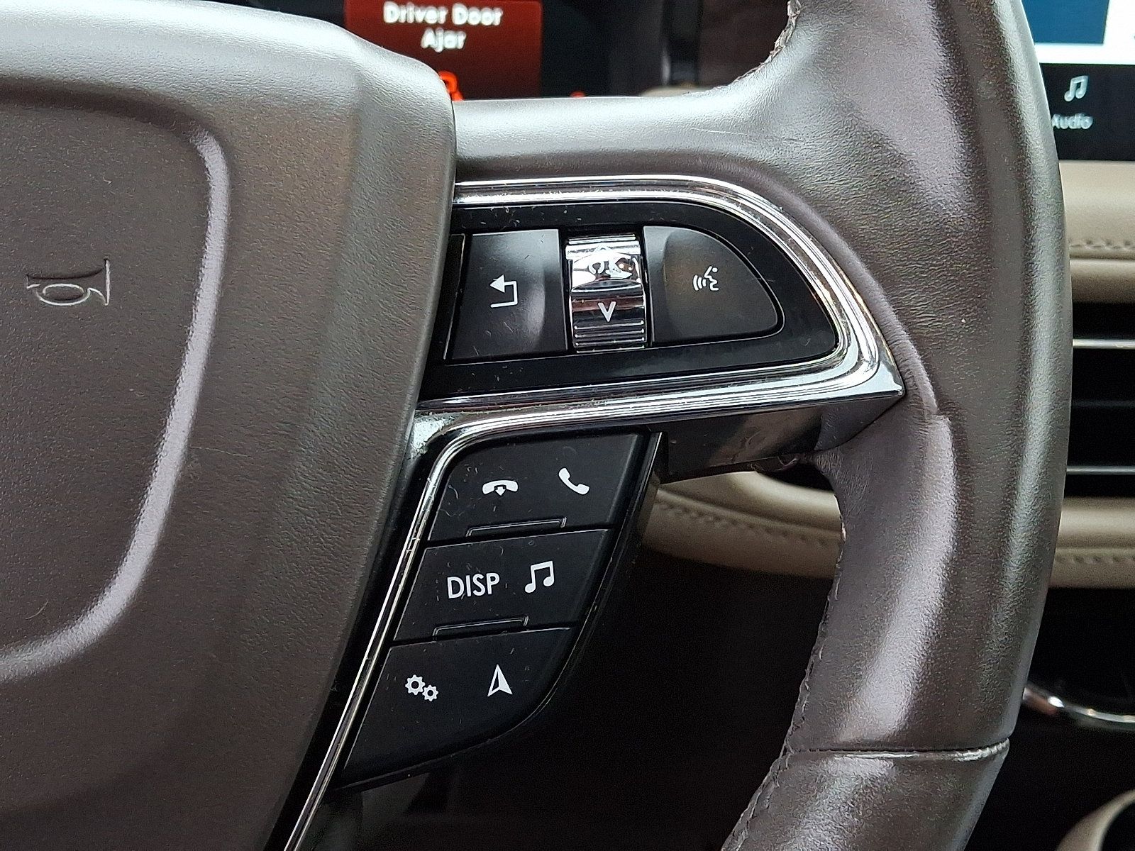 Certified 2023 Lincoln Nautilus Reserve AWD/4WD image 25