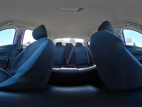 Used 2025 Nissan Versa SV FWD image 40