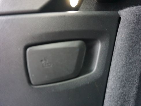 Used 2019 BMW X3 sDrive30i w/ Driving Assistance Package image 16