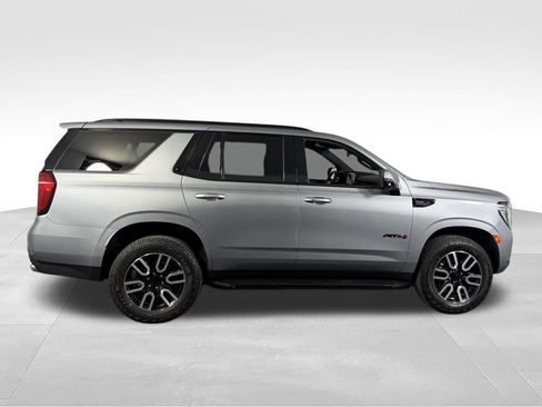 Used 2024 GMC Yukon AT4 AWD/4WD image 4
