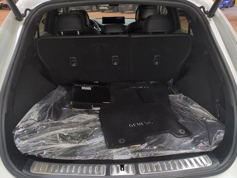 Certified 2025 Genesis GV70 3.5T Sport AWD/4WD image 12
