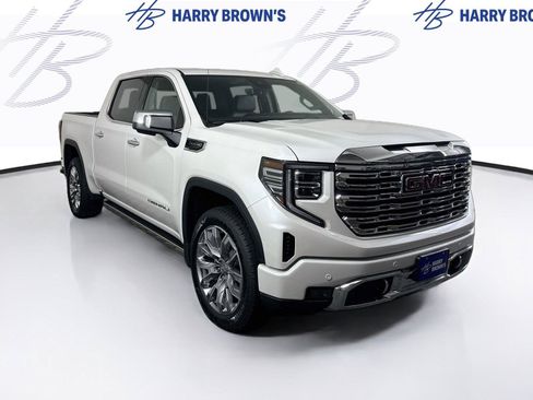 Used 2024 GMC Sierra 1500 Denali w/ Denali Reserve Package AWD/4WD image 28