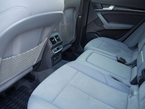 Certified 2022 Audi SQ5 Premium w/ Convenience Package image 23