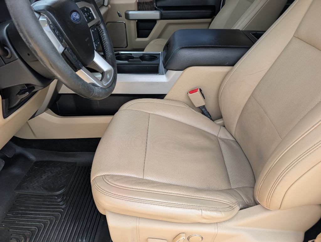 Used 2017 Ford F250 Lariat w/ Chrome Package AWD/4WD image 8