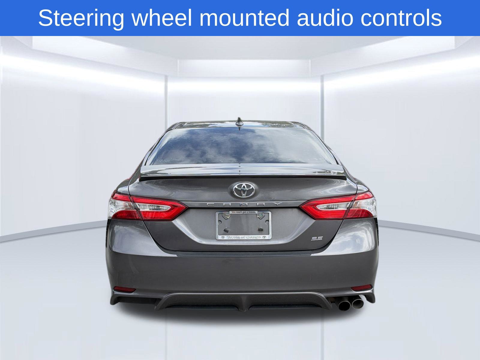 Used 2020 Toyota Camry SE FWD image 4