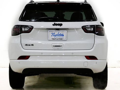 Used 2025 Jeep Compass Limited w/ High Altitude Package AWD/4WD image 8