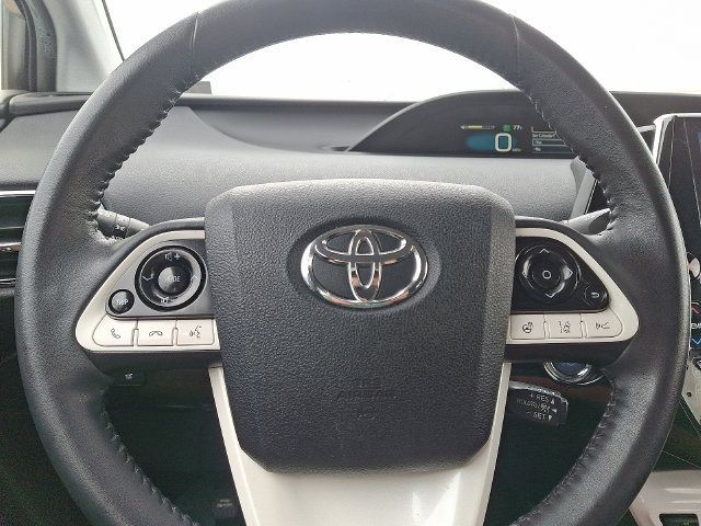 Used 2017 Toyota Prius Prime Advanced w/ Carpet Mat Package FWD image 17