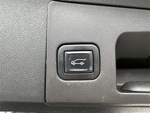 Certified 2022 Cadillac XT5 Premium Luxury image 81