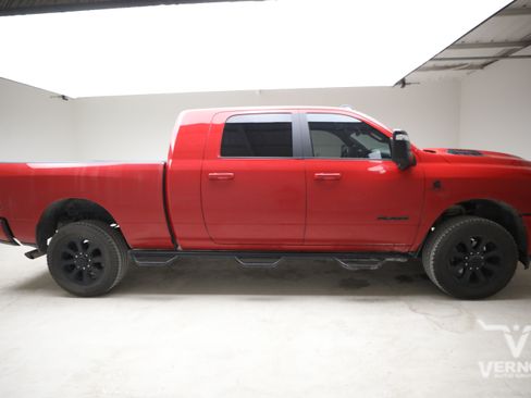 Used 2023 RAM 2500 Laramie AWD/4WD image 5