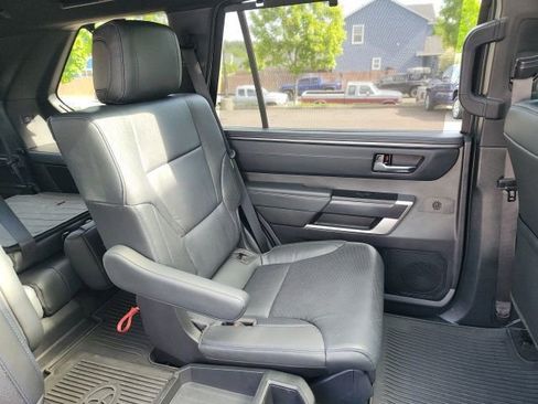 Certified 2024 Toyota Sequoia Platinum AWD/4WD image 30