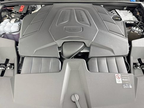 New 2026 Porsche Cayenne AWD/4WD image 32