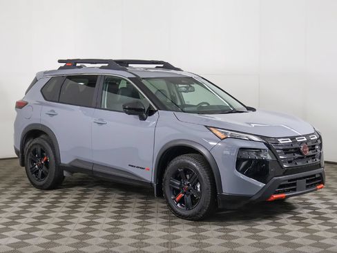 Used 2025 Nissan Rogue SV w/ Rock Creek Premium Package AWD/4WD image 2