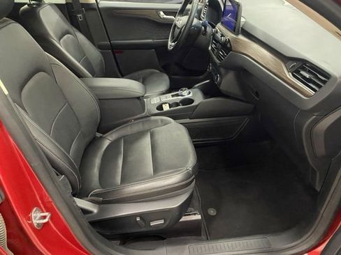 Used 2020 Ford Escape Titanium w/ Titanium Premium Package 2.0 image 22