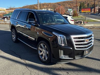 Used 2018 Cadillac Escalade Luxury