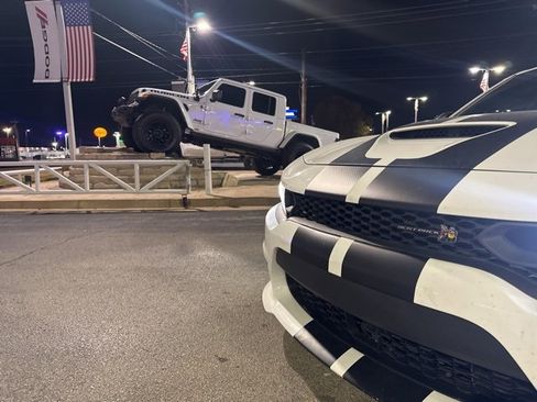 Used 2023 Dodge Charger Scat Pack w/ Plus Group image 19