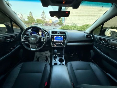 Used 2018 Subaru Outback 2.5i Limited image 14