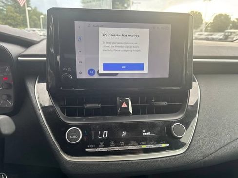 Used 2025 Toyota Corolla LE FWD image 12
