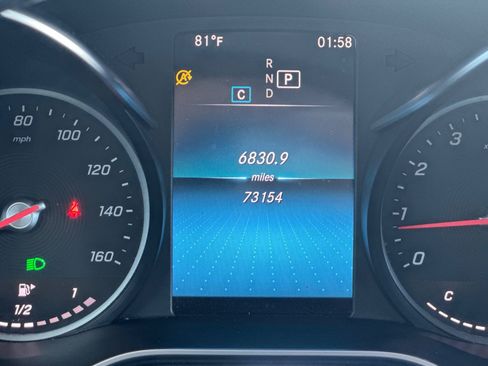 Used 2020 Mercedes-Benz GLC 300 4MATIC image 24