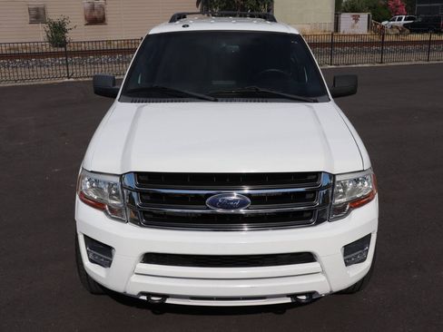 Used 2015 Ford Expedition XLT AWD/4WD image 2