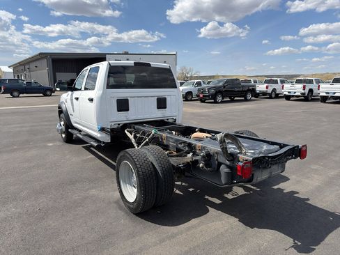 Used 2019 RAM 5500 Tradesman w/ Chrome Appearance Group AWD/4WD image 26