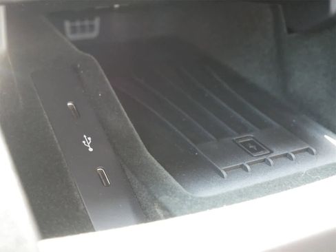 New 2025 Porsche Panamera 4 image 13