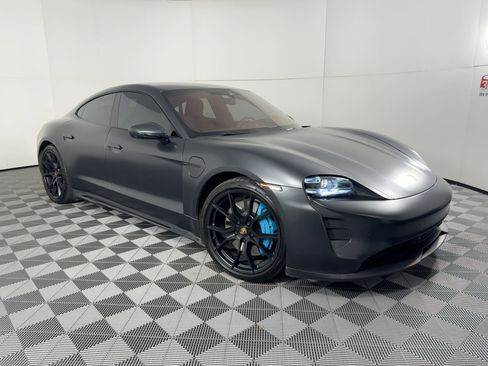 Certified 2022 Porsche Taycan GTS image 7