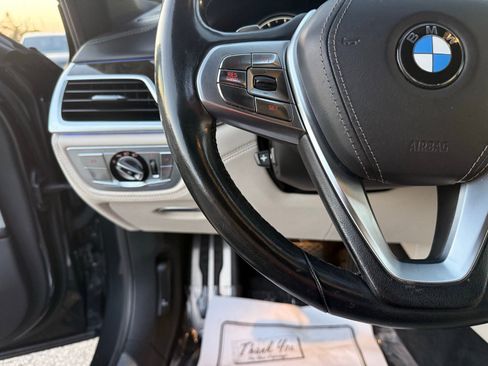 Used 2016 BMW 750i xDrive AWD/4WD image 19