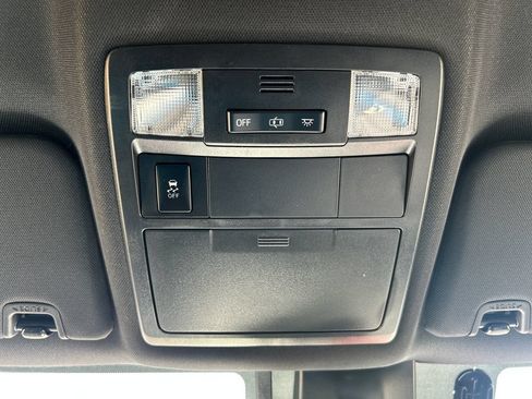 Used 2018 Toyota Tacoma TRD Sport RWD image 18