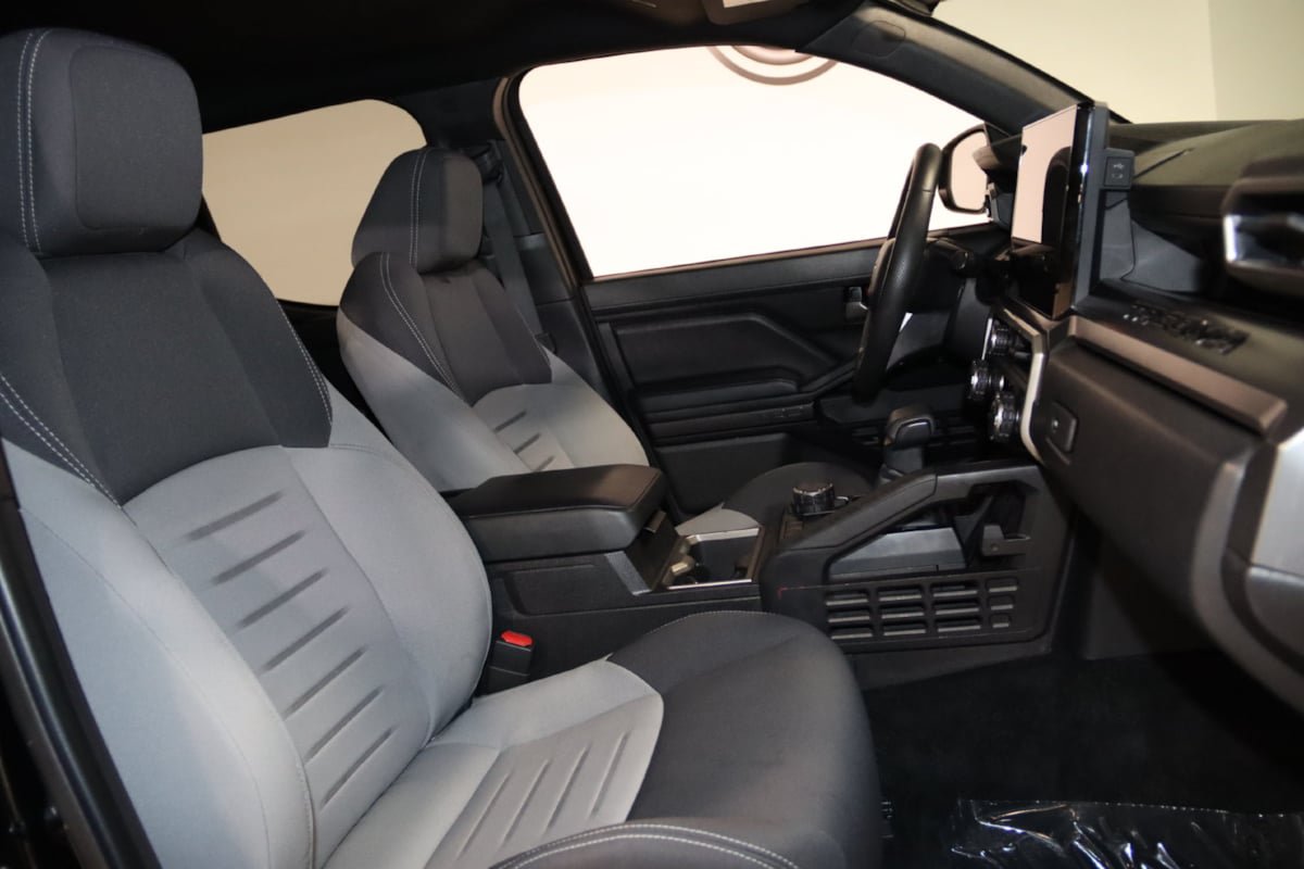 Used 2024 Toyota Tacoma TRD Sport AWD/4WD image 51