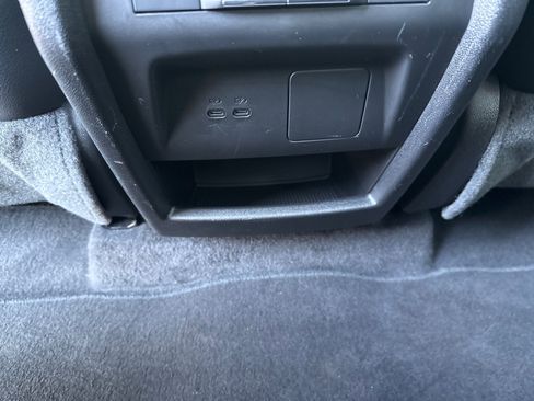 Used 2025 Buick Enclave Preferred image 27