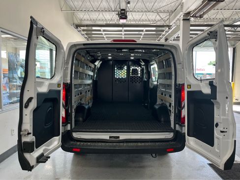 Used 2025 Ford Transit 250 Low Roof w/ Exterior Upgrade Package RWD image 8