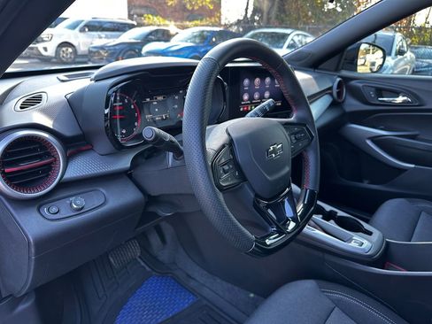 Used 2026 Chevrolet Trax RS image 49