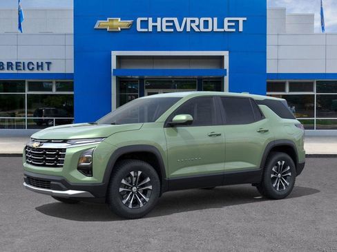 New 2026 Chevrolet Equinox LT image 2