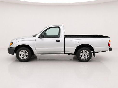 Used 2004 Toyota Tacoma 2WD Regular Cab image 2