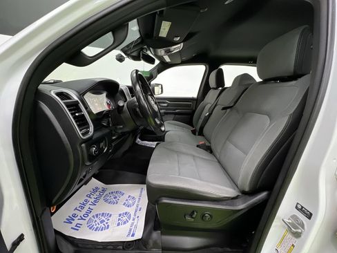 Used 2022 RAM 1500 Big Horn AWD/4WD image 17