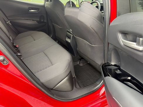 Used 2025 Toyota Corolla SE w/ SE Package FWD image 13