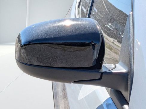 New 2026 Jeep Compass Latitude AWD/4WD image 10