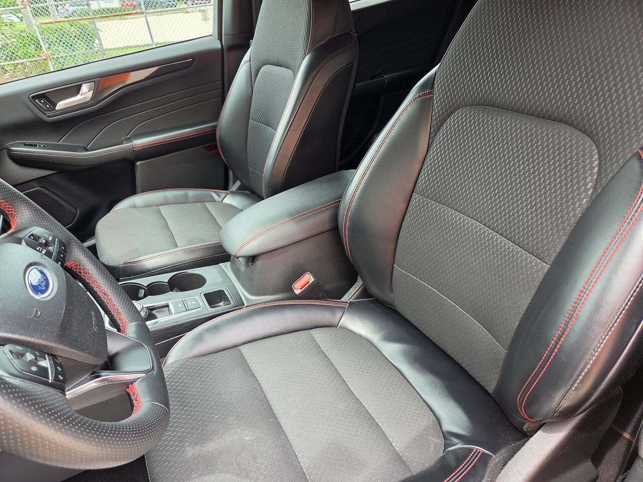 Used 2023 Ford Escape ST-Line Select w/ Tech Pack #2 AWD/4WD image 23