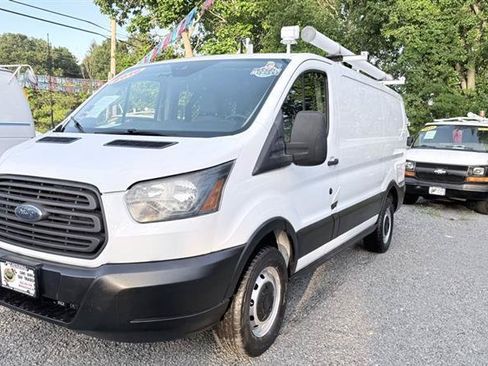 Used 2016 Ford Transit 250 130 Low Roof RWD image 5